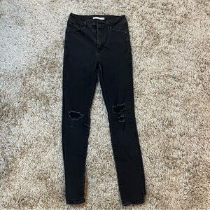 ⭐️final offer! Levi’s high rise skinny jeans size 27